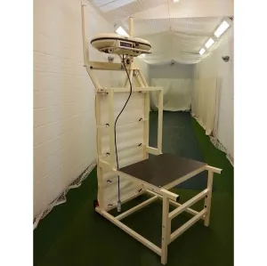 Bola Stand on Wheels