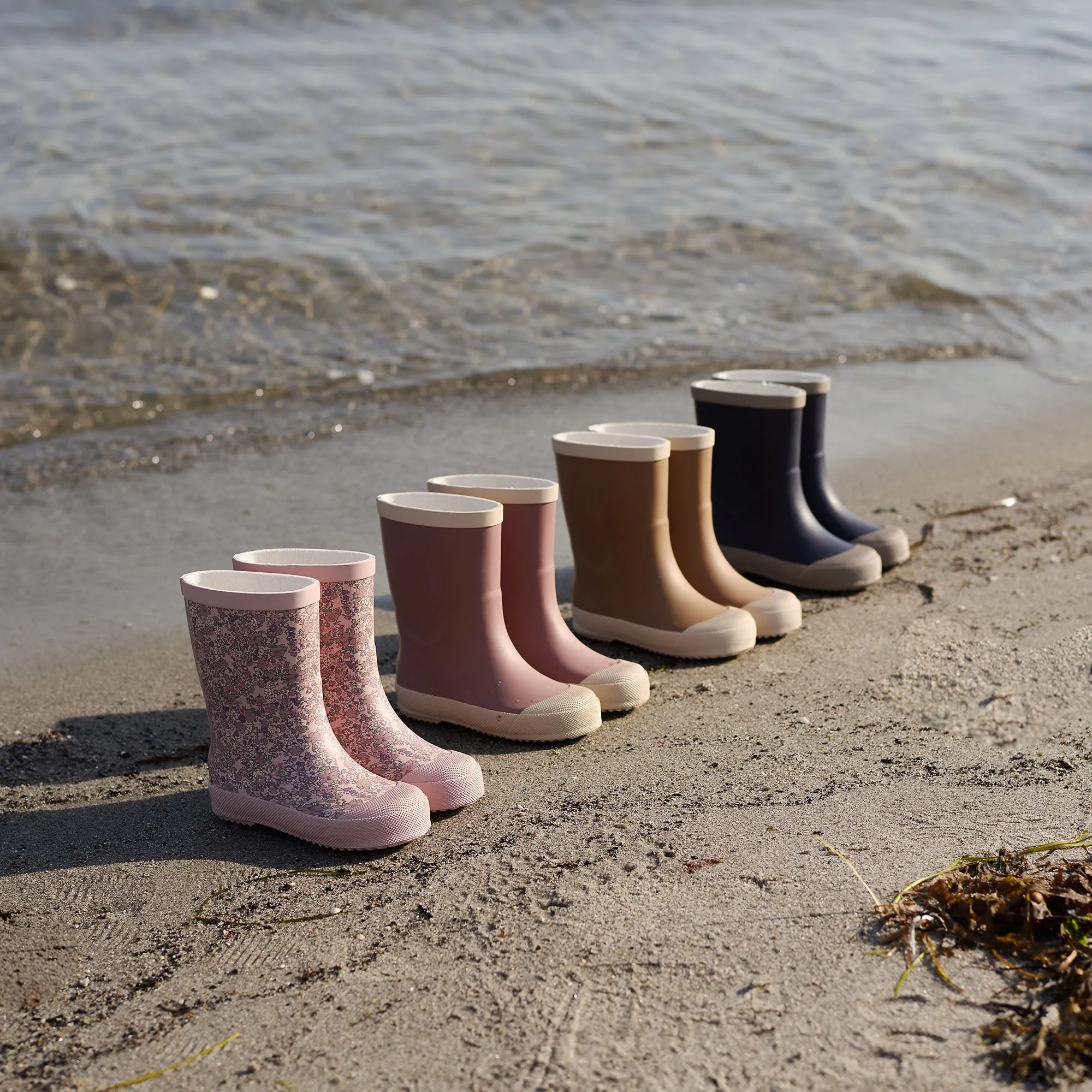 Rubber Boot Muddy - ink